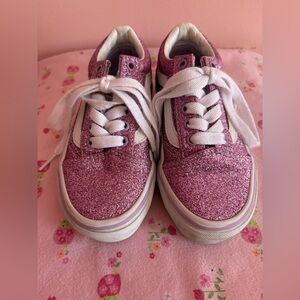 Girls Van shoes!